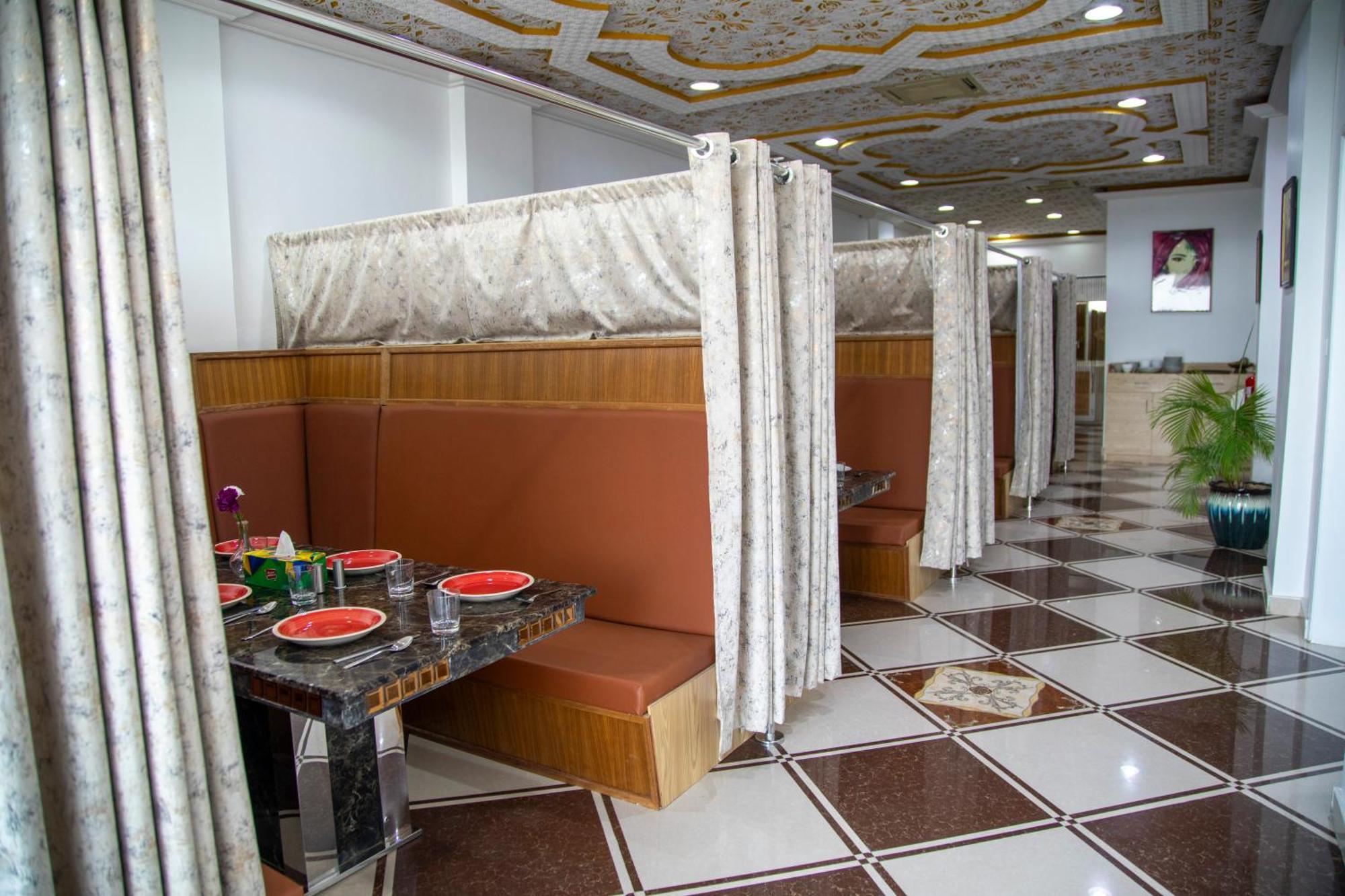 Dreamland Hotel Apartment Nizwa Buitenkant foto